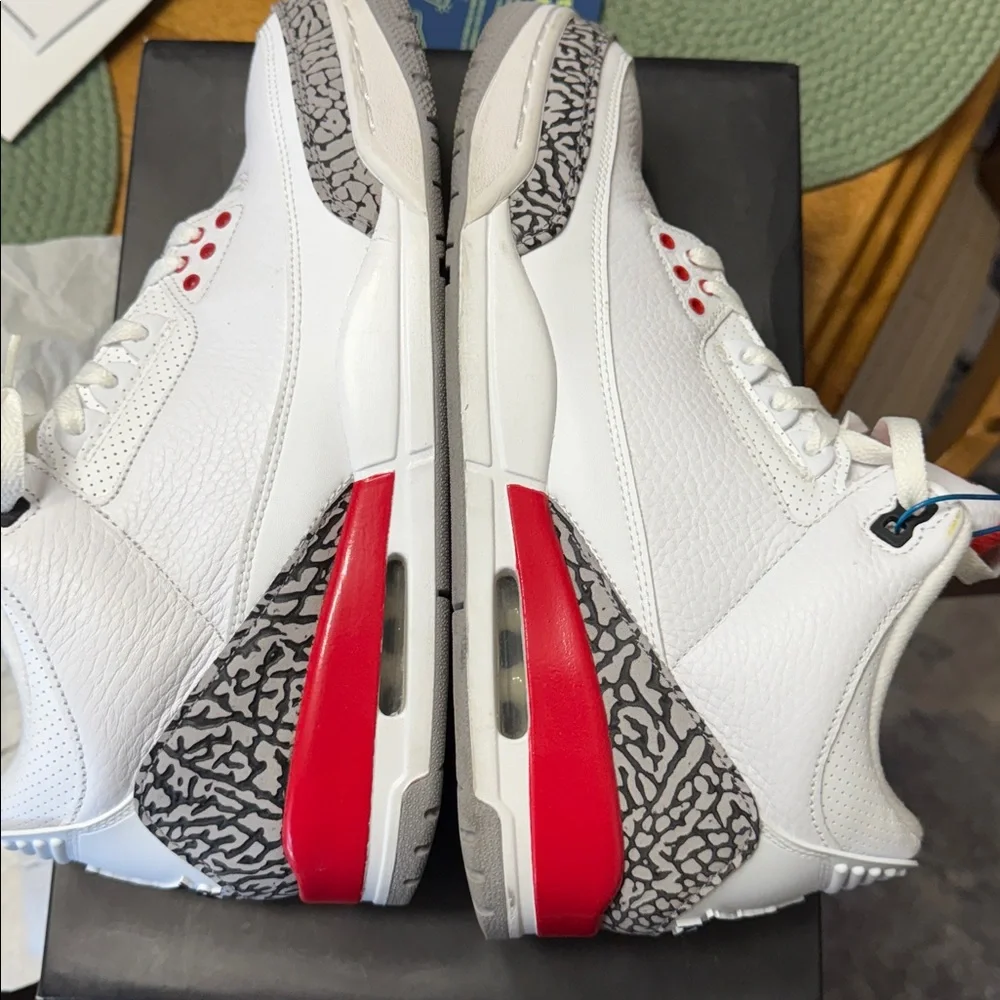 Jordan 3 - Picture 4 of 9